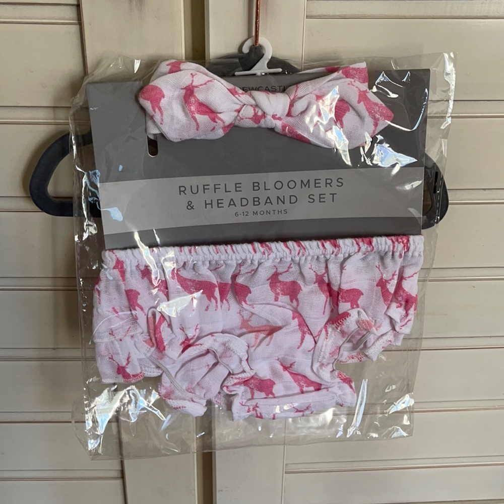 New Castle Classics Ruffle Bloomers Set